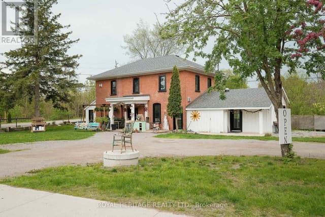 Unit 2 - 2102 Nathaway Dr.