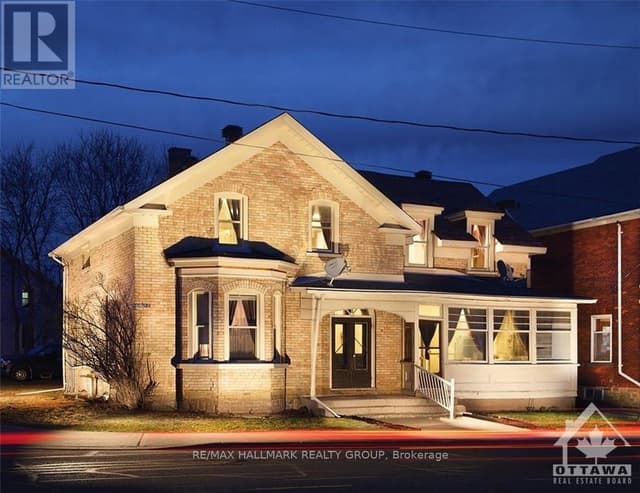 15 Elmsley St N St.