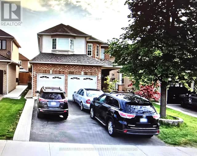 21 Robertson Davies Dr.