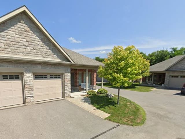 2 Calberry Ct. Selwyn On K0l 2h0